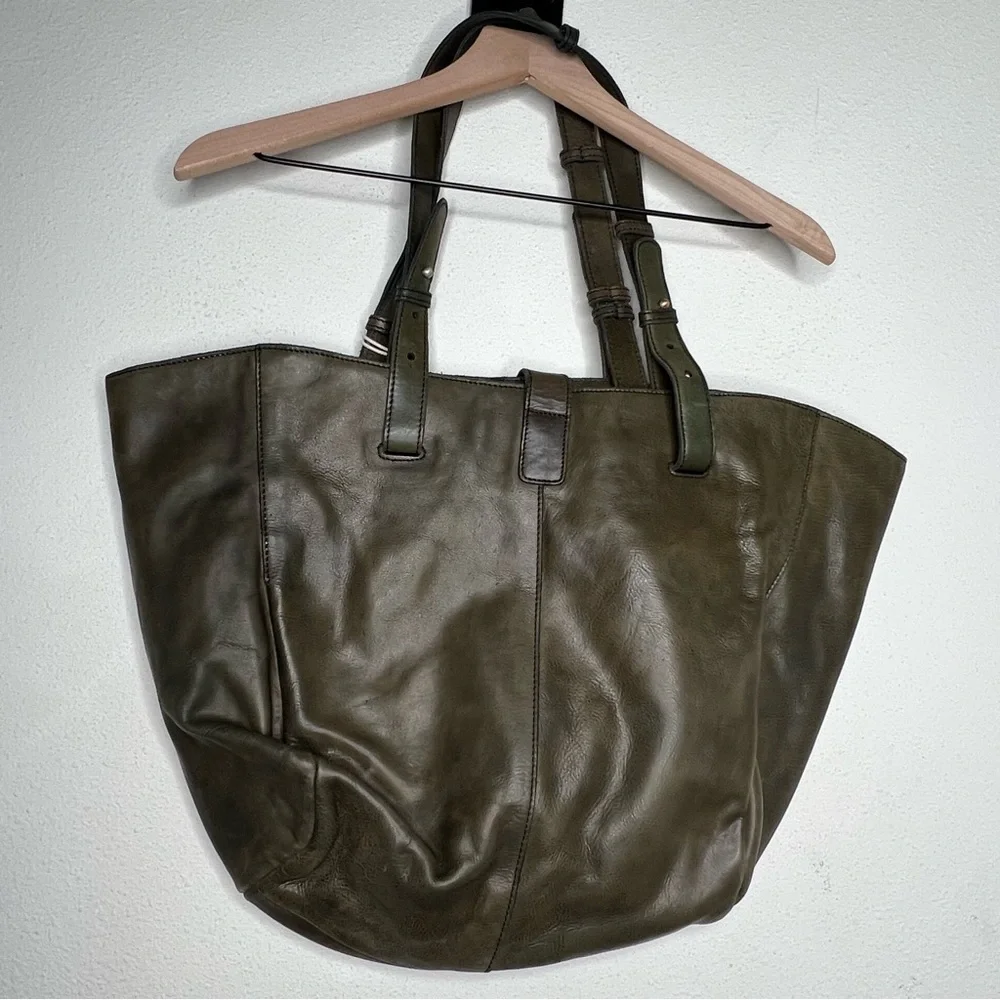 NWT Free People We the Free Echo Tote in Olive Green Leather